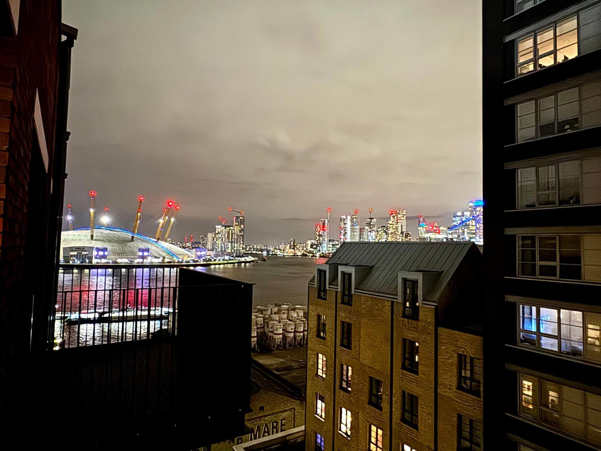 Apartamento London Luxury Flat With Balcony, River View, O2 Arena, Excel, Canary Wharf, Station Exterior foto