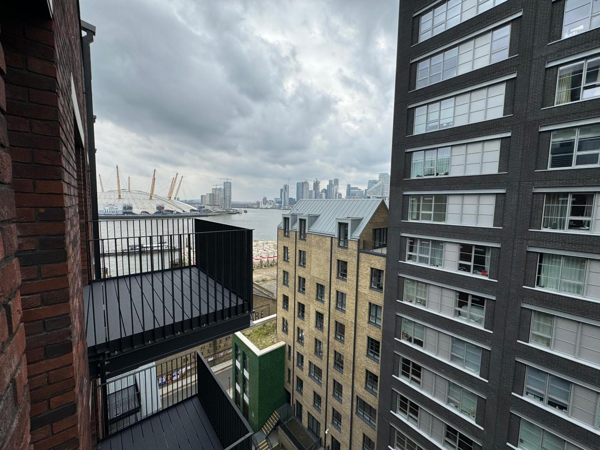 Apartamento London Luxury Flat With Balcony, River View, O2 Arena, Excel, Canary Wharf, Station Exterior foto